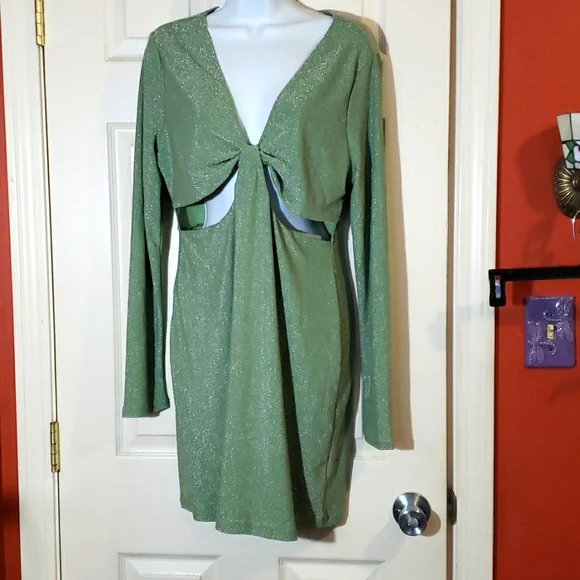 Wild Fable bodicon sage green cut out dress - Picture 1 of 11